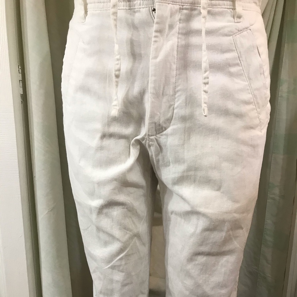 White Capri Pants